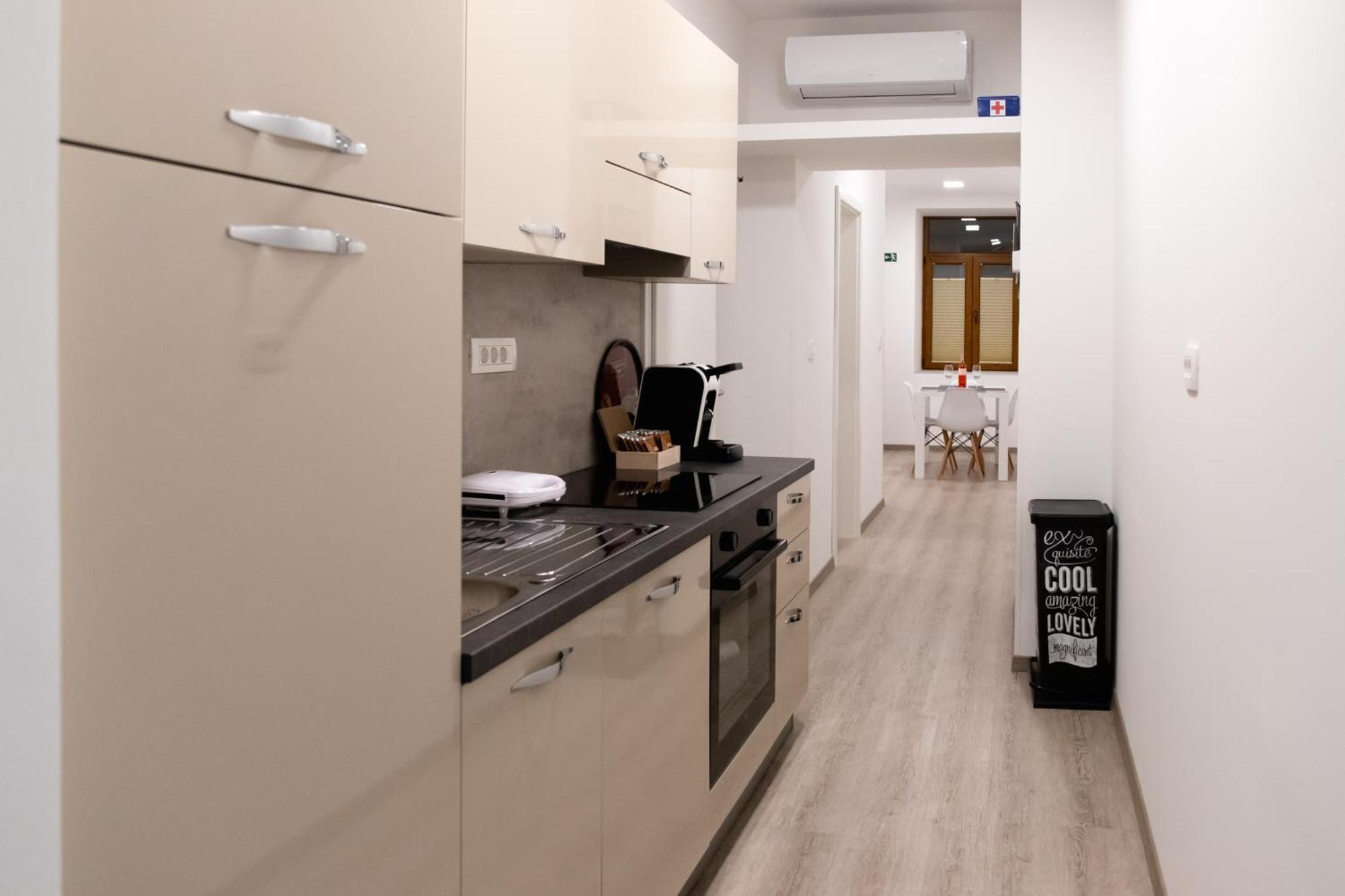Oliver Street Apartment Випава Екстериор снимка