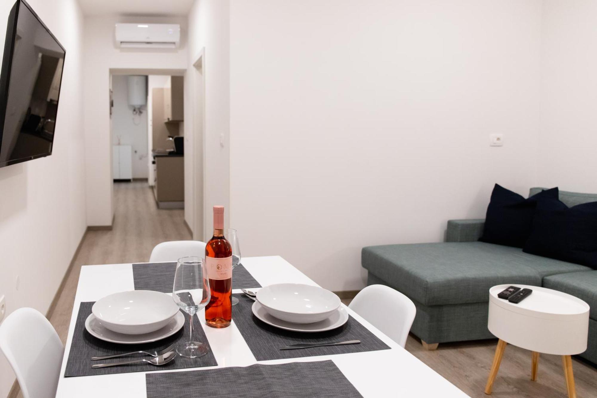 Oliver Street Apartment Випава Екстериор снимка