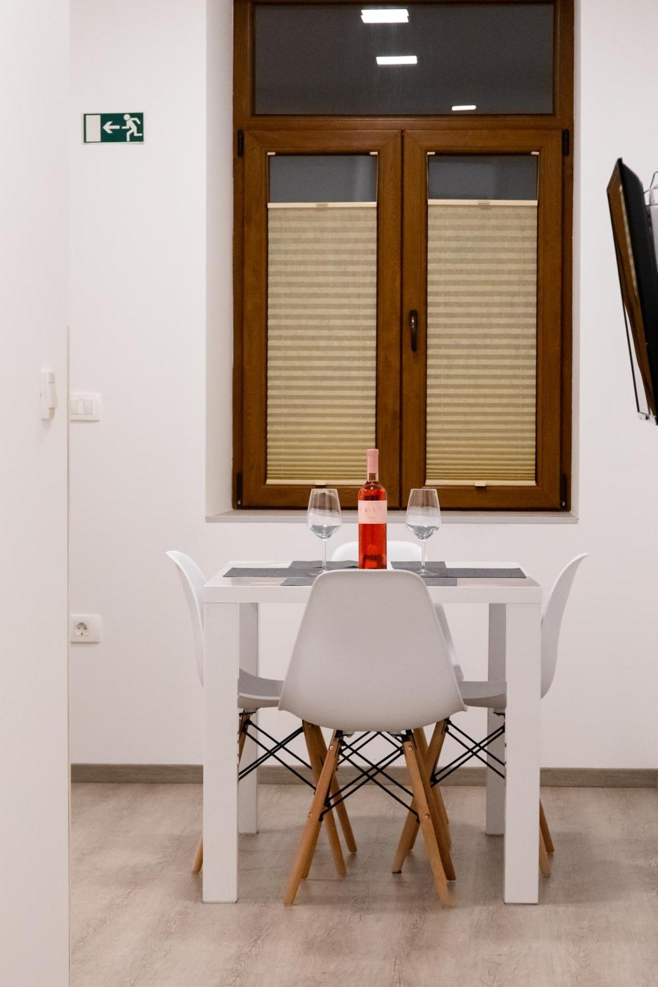 Oliver Street Apartment Випава Екстериор снимка